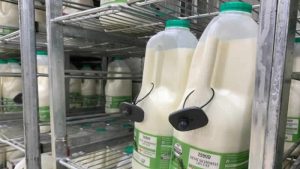 İngiltere’de gıda ürünlerine alarm takan marketlerin sayısı artıyor