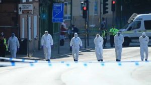 Nottingham’da 3 kişi sokakta ölü bulundu