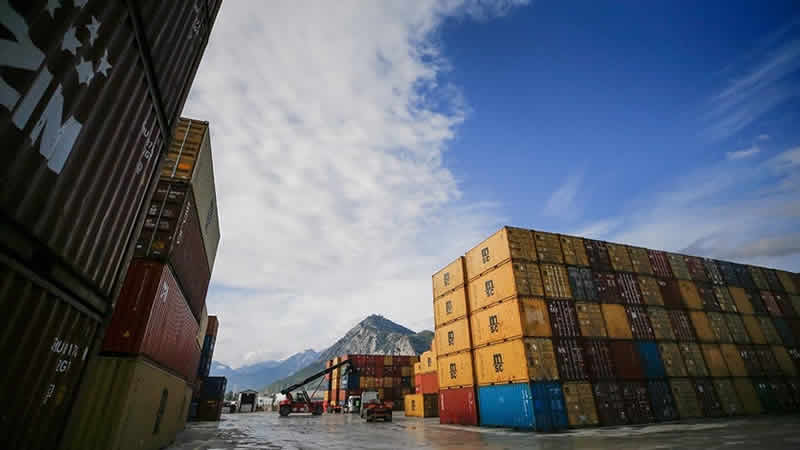 Batı Akdenizli ihracatçılar İngiltere’de gıda sektörü temsilcileriyle buluştu