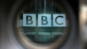 Pedofili ile suçlanan BBC spikeri İngiltere’yi şoke etti