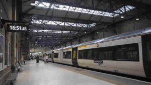 İngiltere’de demir yolu çalışanlarının grevi sürüyor