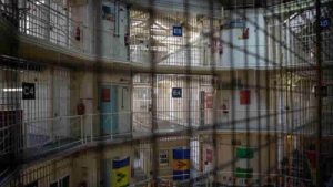 İngiltere’de cezaevlerinin kapasitesi dolmak üzere