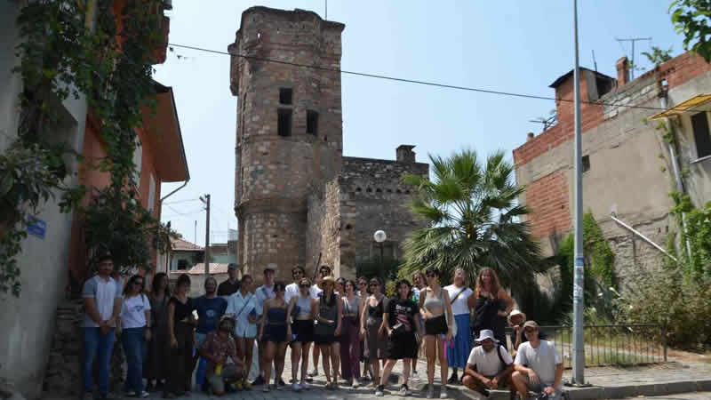 Londra’dan giden öğrenciler Koçarlı’ya hayran kaldı