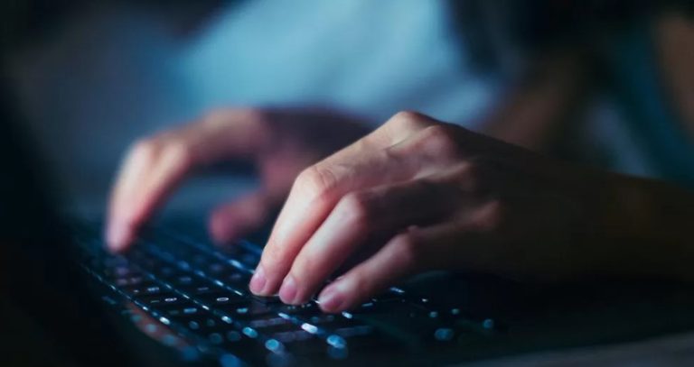 Çinli casuslar, Linkedin aracılığıyla İngiltere’nin devlet sırlarını çaldı!