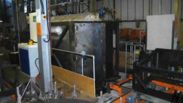 Fabrikanın fırınında mahsur kalan işçi hayatını kaybetti