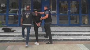 İngiliz kadın FETÖ yalanıyla 7 milyon lira dolandırıldı