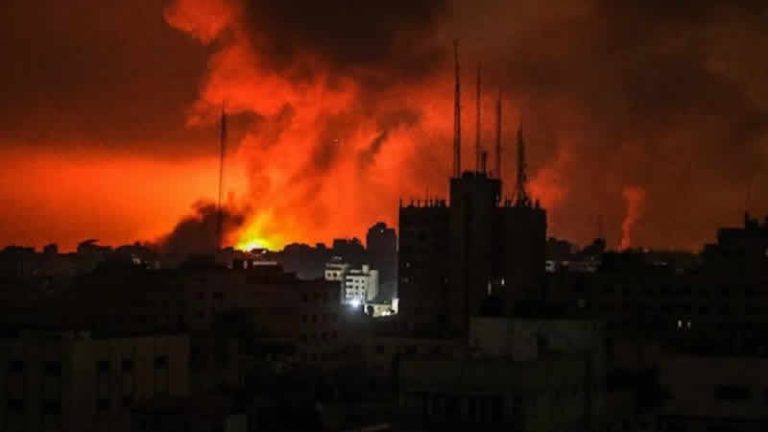 Gazze’de korkunç gece: İletişim tamamen kesildi