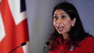 İngiltere İçişleri Bakanı Suella Braverman görevden alındı