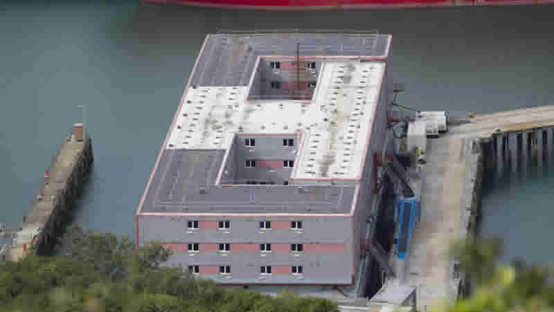 İngiltere hükümeti göçmenleri “Bibby Stockholm’e” geri çağırdı