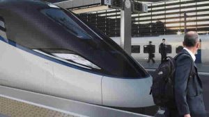 Sunak, yüksek hızlı tren yolunda Manchester kısmının iptalini açıklayacak