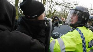 Londra’daki Filistin’le dayanışma yürüyüşünde 15 gözaltı