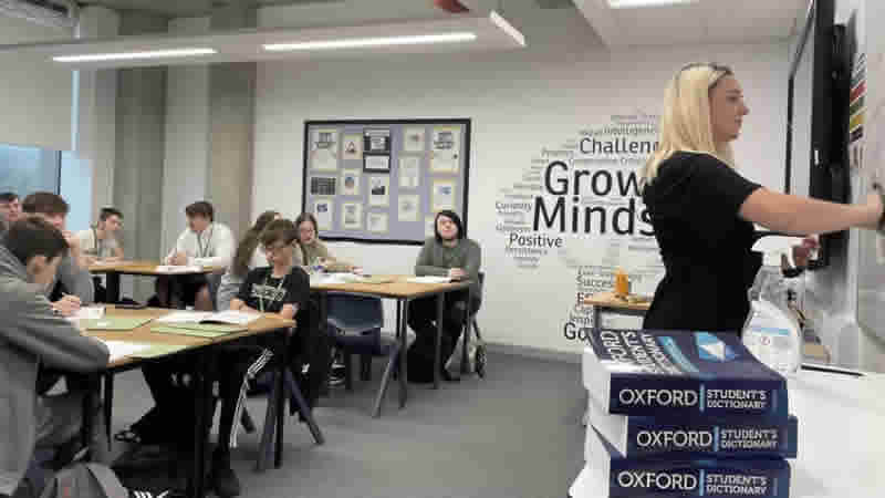 GCSE Sonuçları: Öğrenciler Başarı Grafiğini Yükseltti