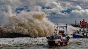 Debi Fırtınasının şiddetli yağış ve fırtına getirmesi bekleniyor