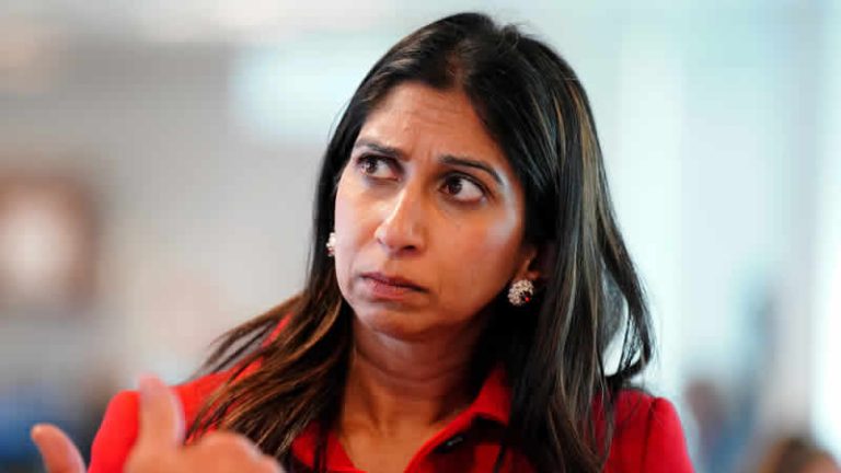 İngiltere İçişleri Bakanı’nın makalesi ülkeyi karıştırdı