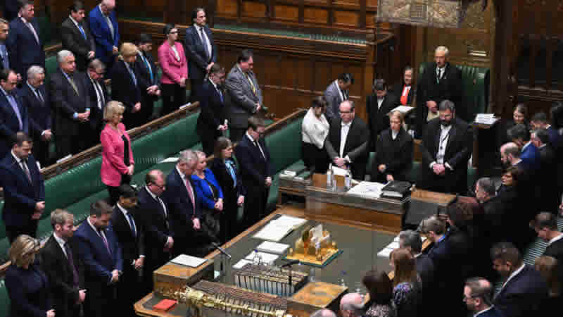 İngiltere Parlamentosu Gazze’de ateşkes çağrısı yapan önergeyi reddetti