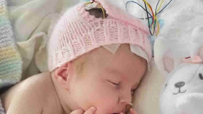 Mahkemenin ‘fişi çekilebilir’ dediği bebeğe İtalya vatandaşlık verdi