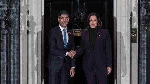 Londra’da göstericiler, ABD Başkan Yardımcısı Harris’e “Gazze’de ateşkes” çağrısı yaptı