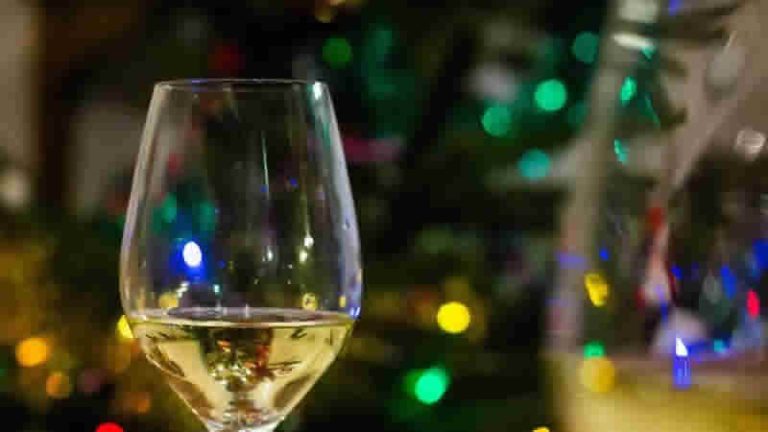 700 Airbus çalışanı yemekten zehirlendi