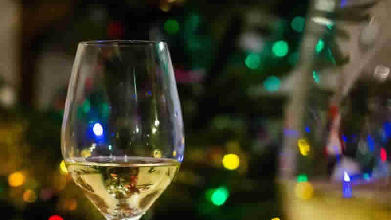 700 Airbus çalışanı yemekten zehirlendi