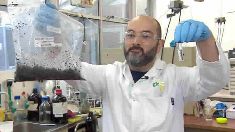 İngiltere’de bir firma tamamen insan dışkısından jet yakıtı üretti