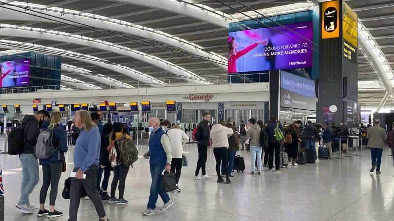 Suudiler Londra’nın en büyük havalimanına ortak oldu