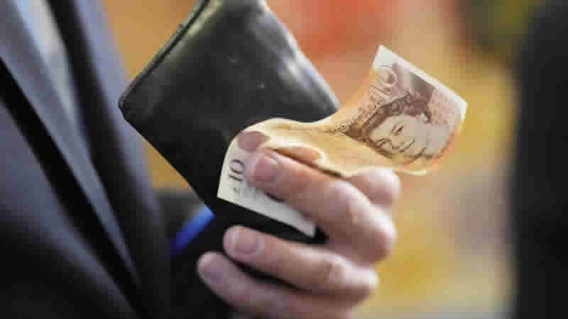 İngiltere ekonomisi kasımda büyüdü