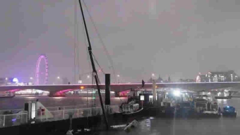 Londra’daki sel Hackney’i vurdu! Parti teknesi fırtınada battı