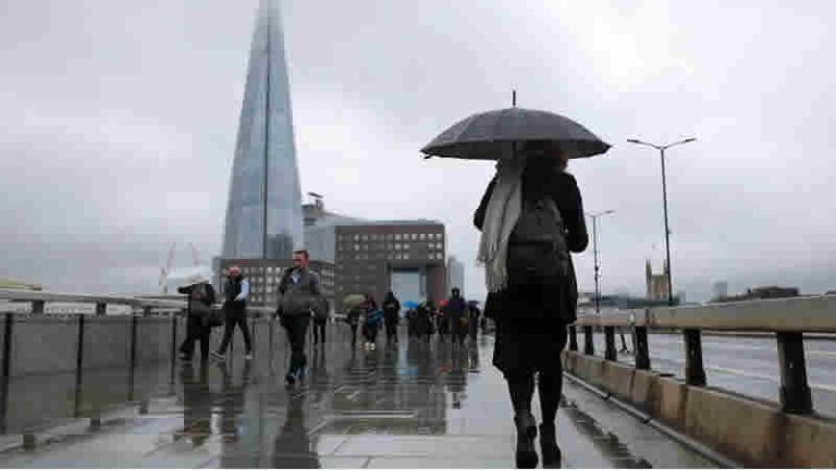 İngiltere ekonomisi 2023 sonunda resesyona girdi