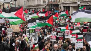 Londra’da, Gazze için 8. kez ulusal yürüyüş gerçekleştirildi