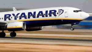 İrlanda merkezli Ryanair, İsrail’e uçuşlarını iptal etme kararı aldı