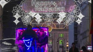 Londra’da Ramazan ışıkları yandı