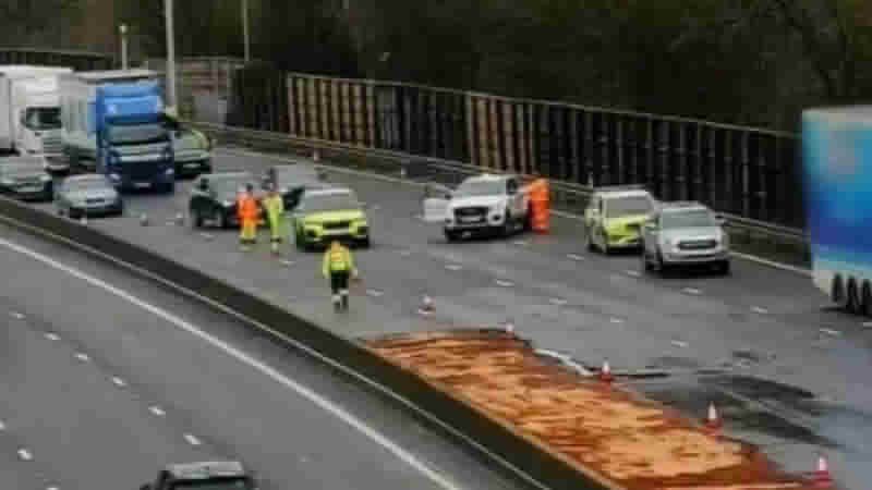 M6 otoyolu 20 saatlik kapatmanın ardından yeniden açıldı