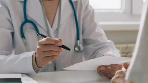 NHS’teki ‘yönetici hatası’ nedeniyle ameliyatlara daha fazla ödeme yapıldığı ortaya çıktı