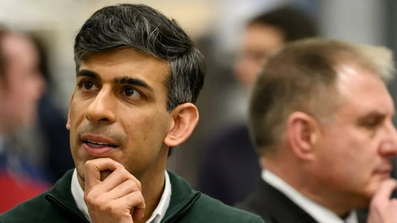 Rishi Sunak, 2 Mayıs’ta genel seçim yapılma olasılığını reddetti