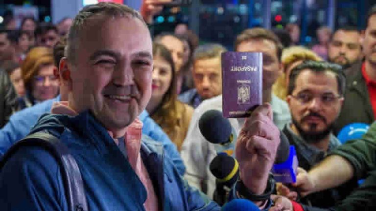 Bulgaristan ve Romanya, Schengen bölgesine katıldı