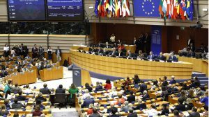 AB, sekiz yıllık çıkmazın ardından sığınma ve göç anlaşmasını kabul etti