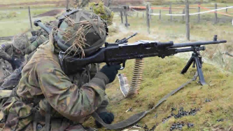 İngiltere ordusunda mühimmat hırsızlığı: Roketler ve binlerce mermi kayıp