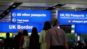 Her gün 200 İngiltere vatandaşı AB ülkelerinden sınırdışı ediliyor