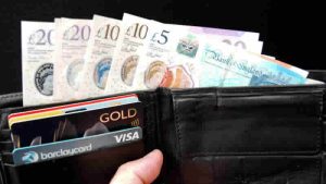 İngiltere’de Nisan ayında enflasyon beklentileri aştı