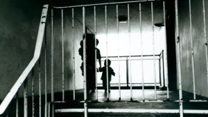 İngiltere’deki ‘Şok Edici’ Çocuk Yoksulluğuna Karşı Yeni Hükümete Çağrı