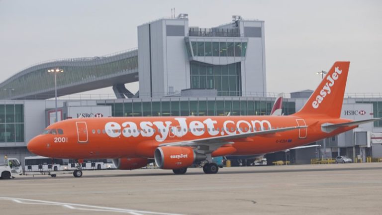 easyJet, Londra’dan Antalya ve Dalaman’a uçuş başlatıyor