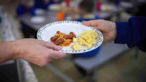 İngiltere’de Öğretmenler Kendi Ceplerinden Harcıyor: Öğrenci Yoksulluğu Artıyor