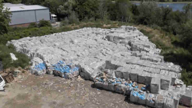 İngiltere Hükümeti, Pandemide Satın Alınan 1,4 Milyar £ Değerindeki Koruyucu Ekipmanı İmha Etti