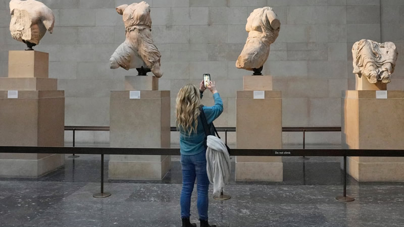Türkiye’den İngiltere’ye “Parthenon Mermerleri” Mesajı: Osmanlı Arşivlerinde İzne Dair Belge Yok