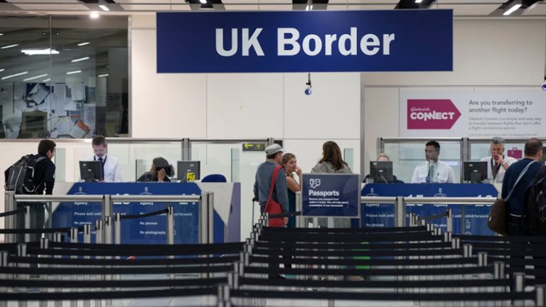 Birleşik Krallık’ta Dijital Vize: Milyonlarca Kişi Risk Altında