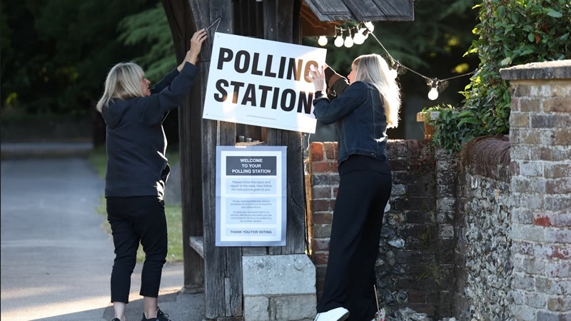 İngiltere Sandık Başında: Genel Seçimler İçin Oy Verme İşlemi Başladı