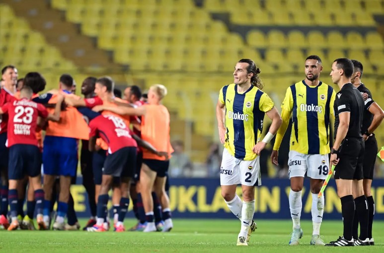 Fenerbahçe Şampiyonlar Ligi’ne Veda Etti