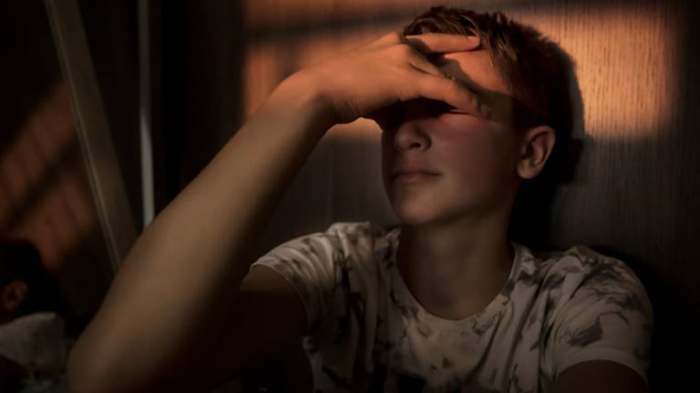 İngiltere’deki Gençlerin Memnuniyeti Avrupa’daki En Düşük Seviyede