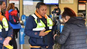 Londra Metrosu’nda Bir Yolcu Yetersiz Bakiye Nedeniyle 1.700 £ Ceza Ödedi