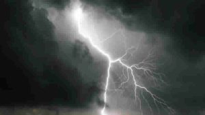 İngiltere ve Galler’de Yoğun Yağış ve Fırtına Uyarıları